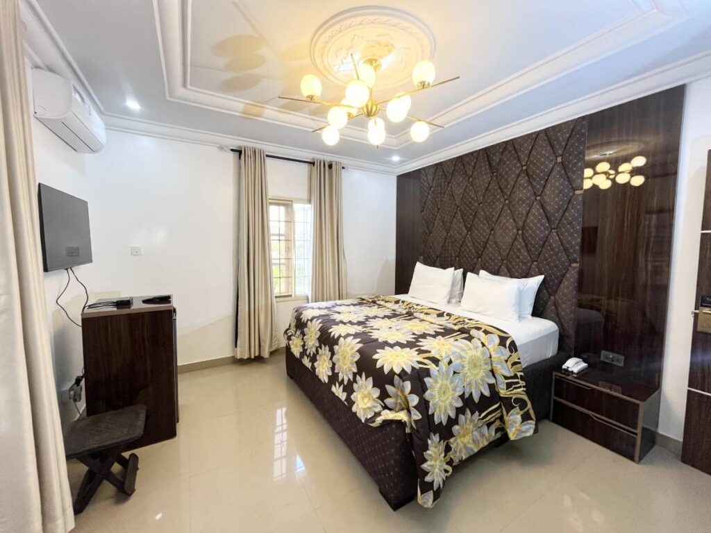 Deluxe indulgence hotel abuja 16